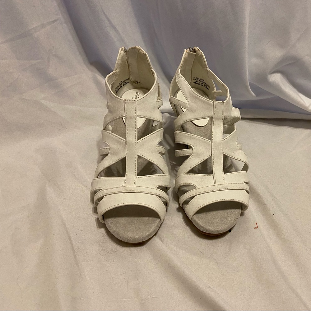 Women’s open toe heels
